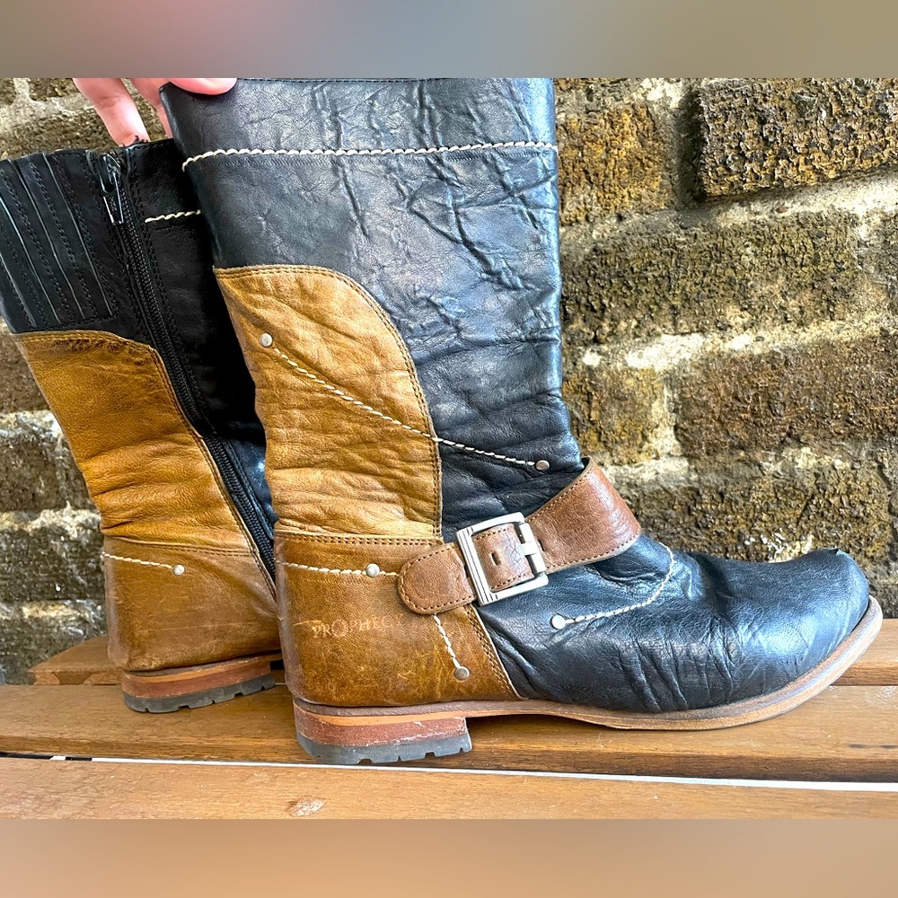 PROPHECY leather boots 39